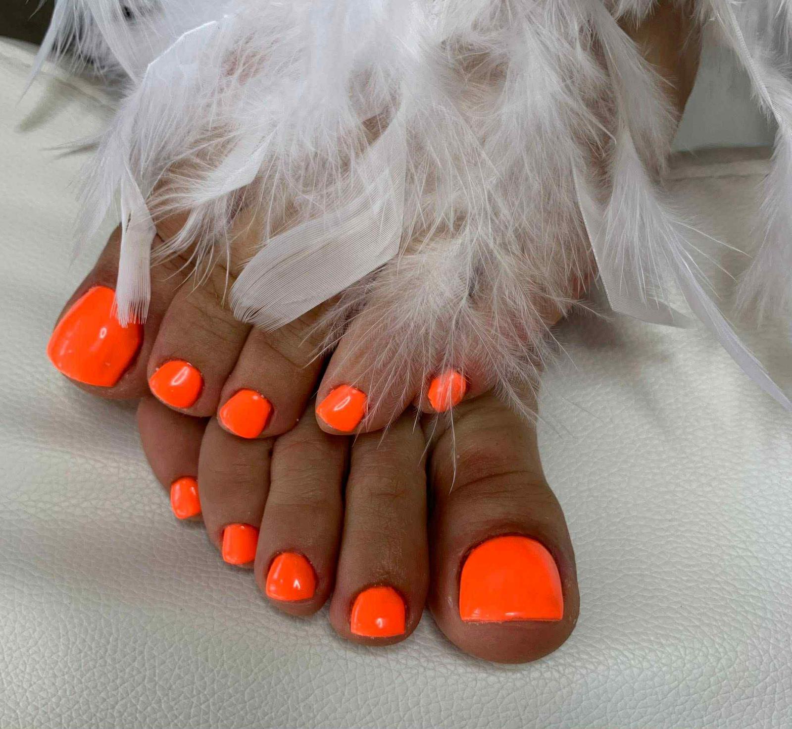 ფრჩხილების ნამუშევარი 11